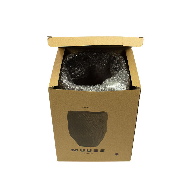 MUD Vase
