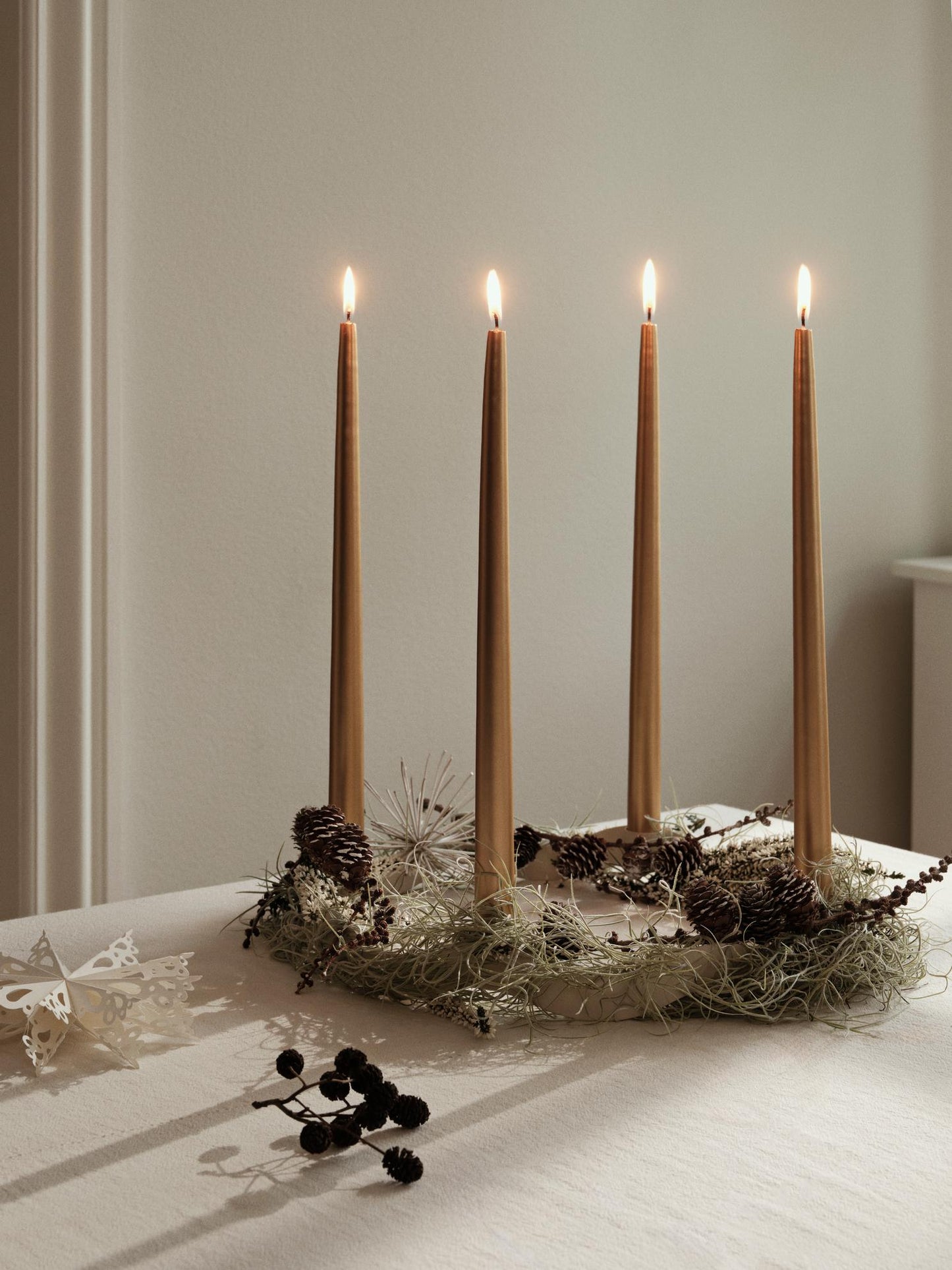 SMOOTH TAPER Glossy Candle Gold
