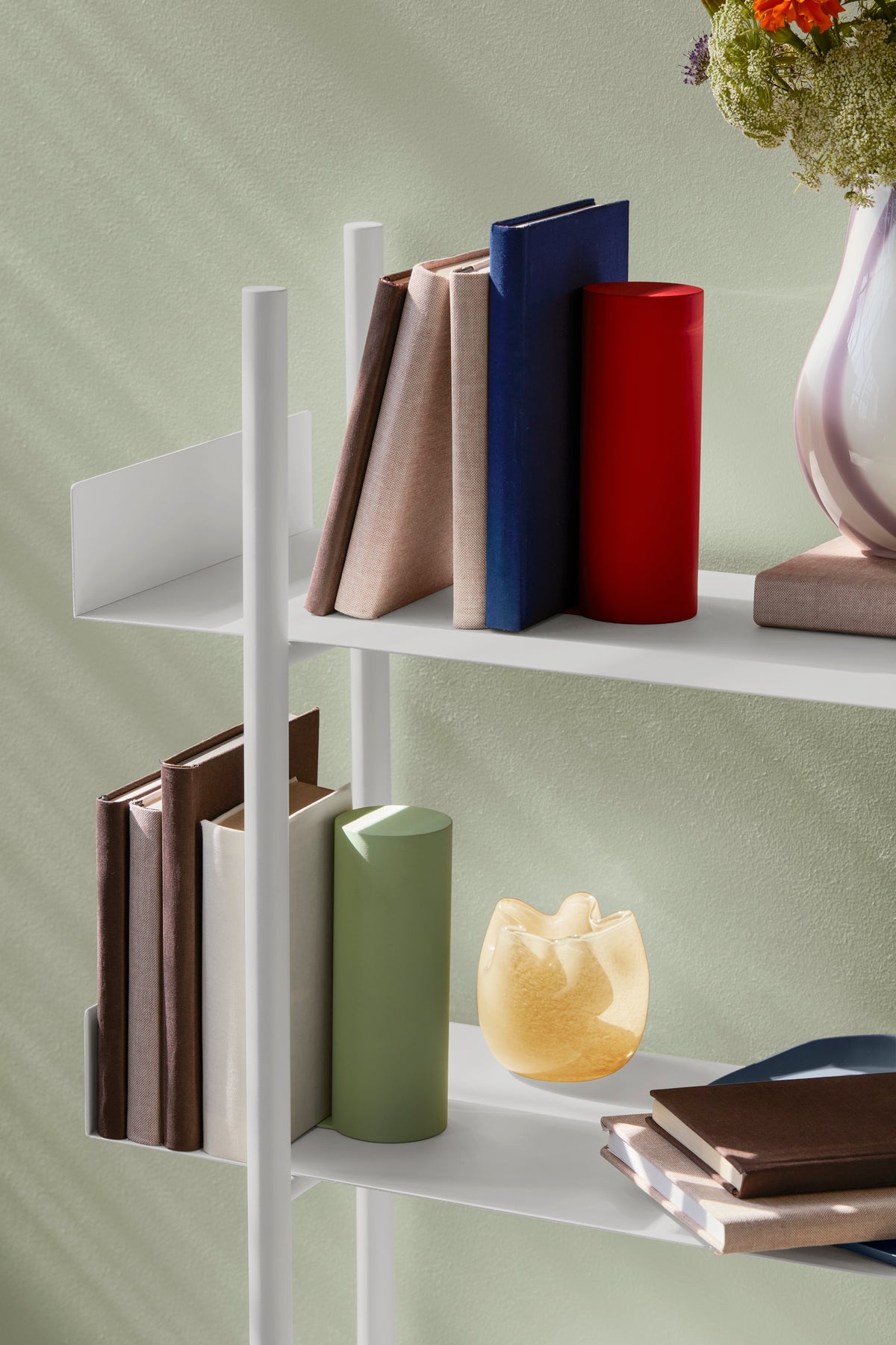 NOBUKO Bookend (multiple colors)