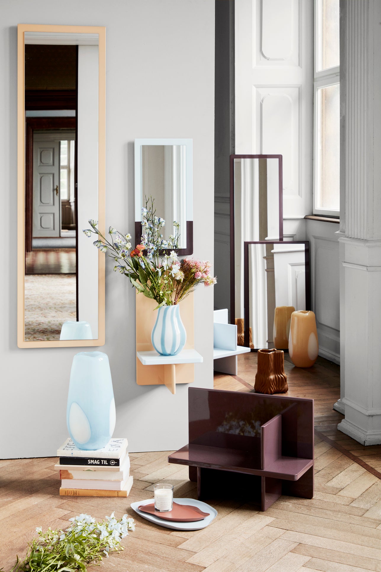TENNA Mirror