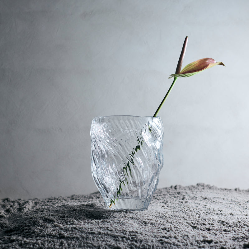 MUD Vase