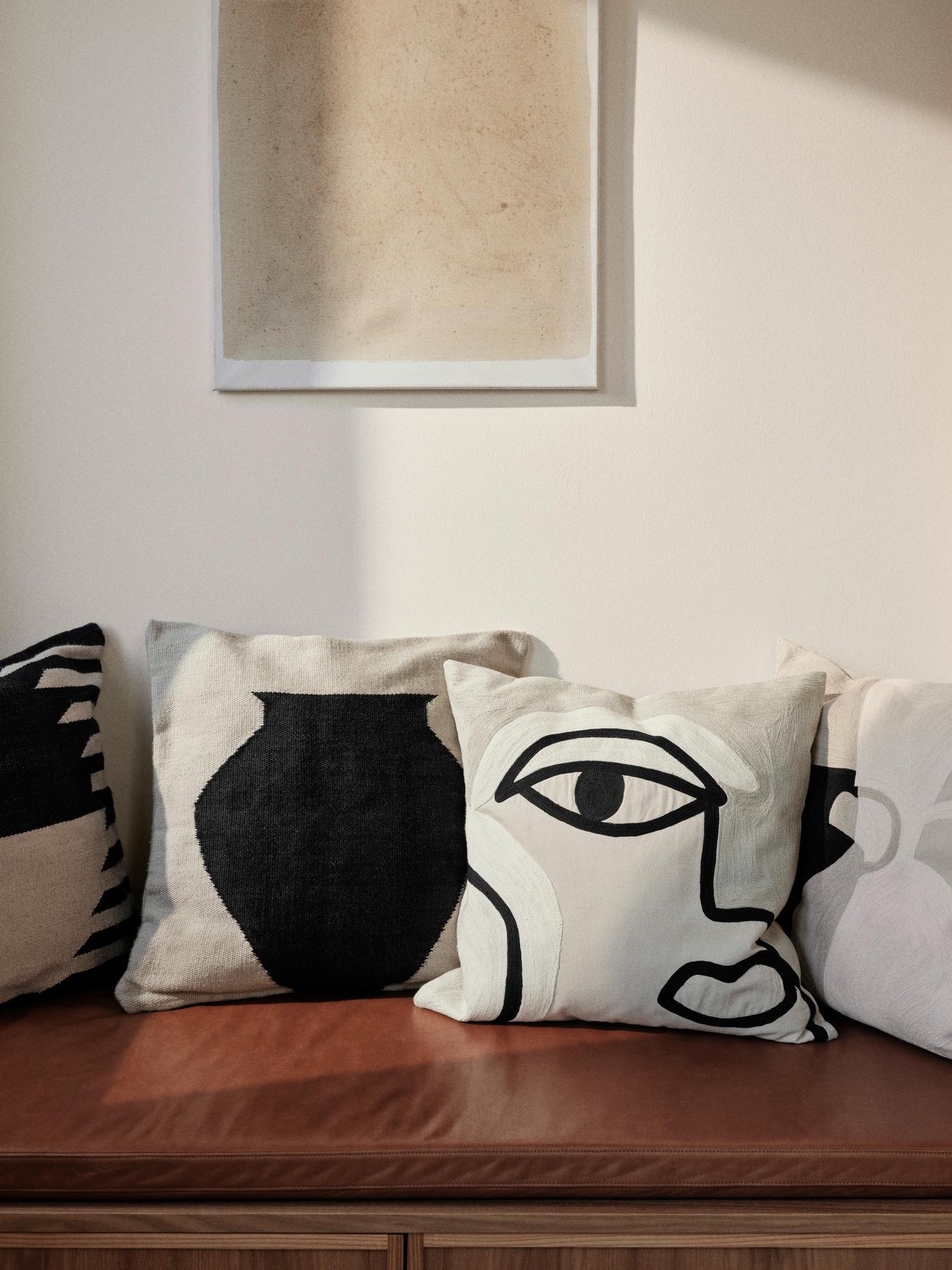HEDDA Cushion