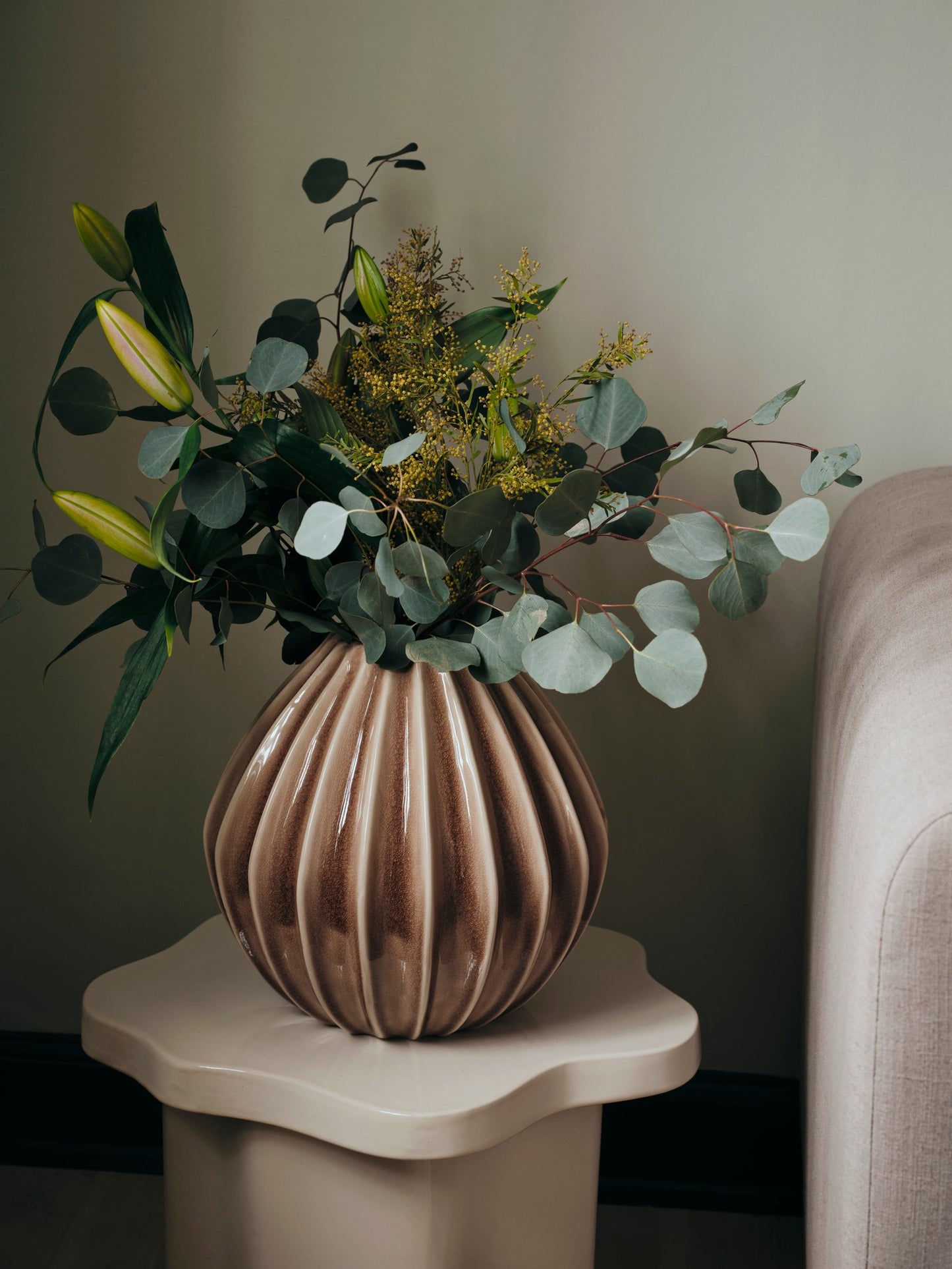 WIDE Vase Medium Fawn