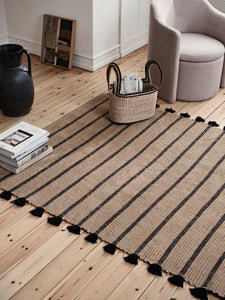 EZRA Rug Black