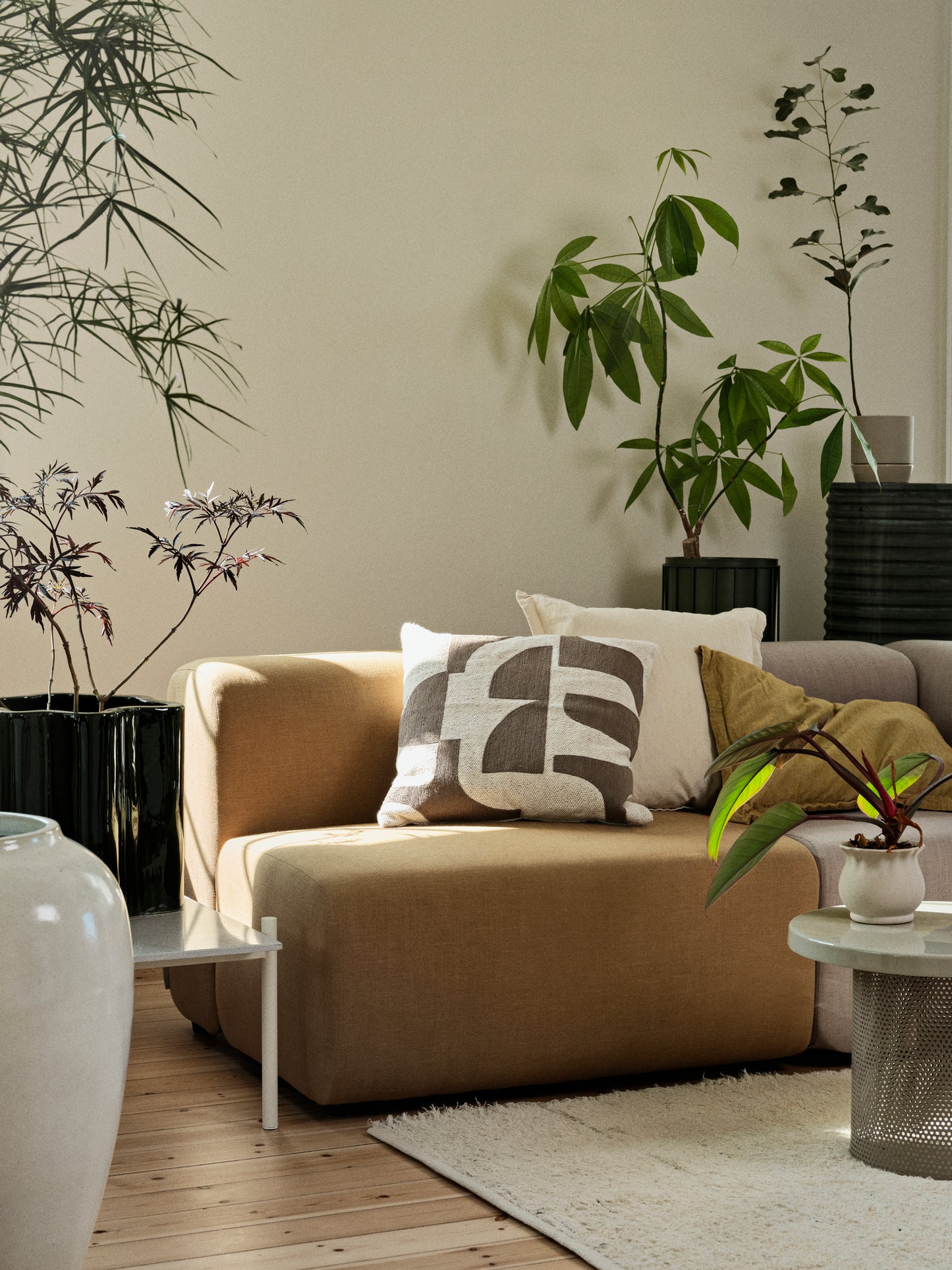 Mundo Cushion - preorder for october