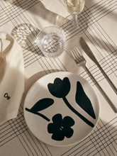 FLORA Plate