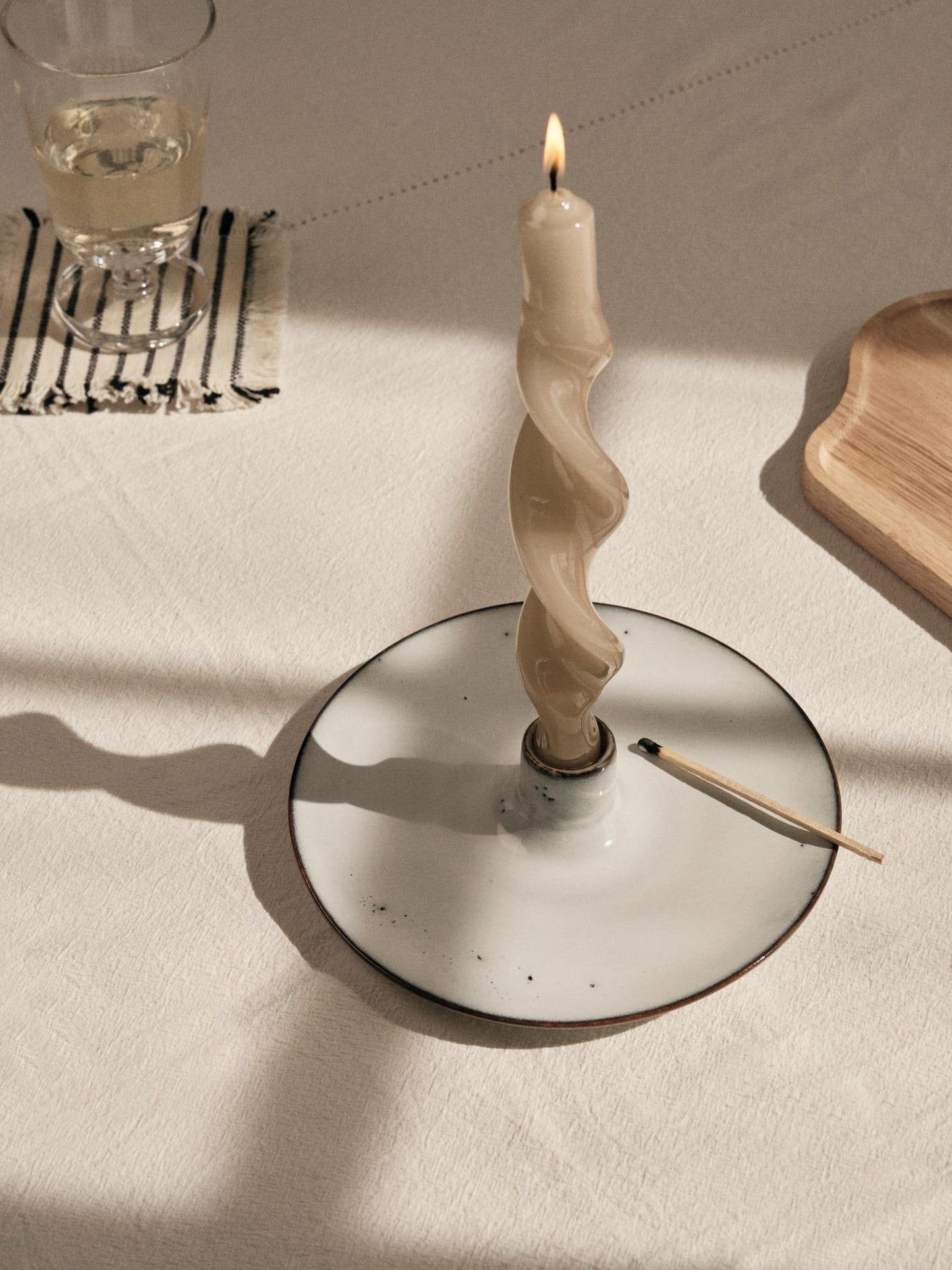 NORDIC SAND Candle Holder