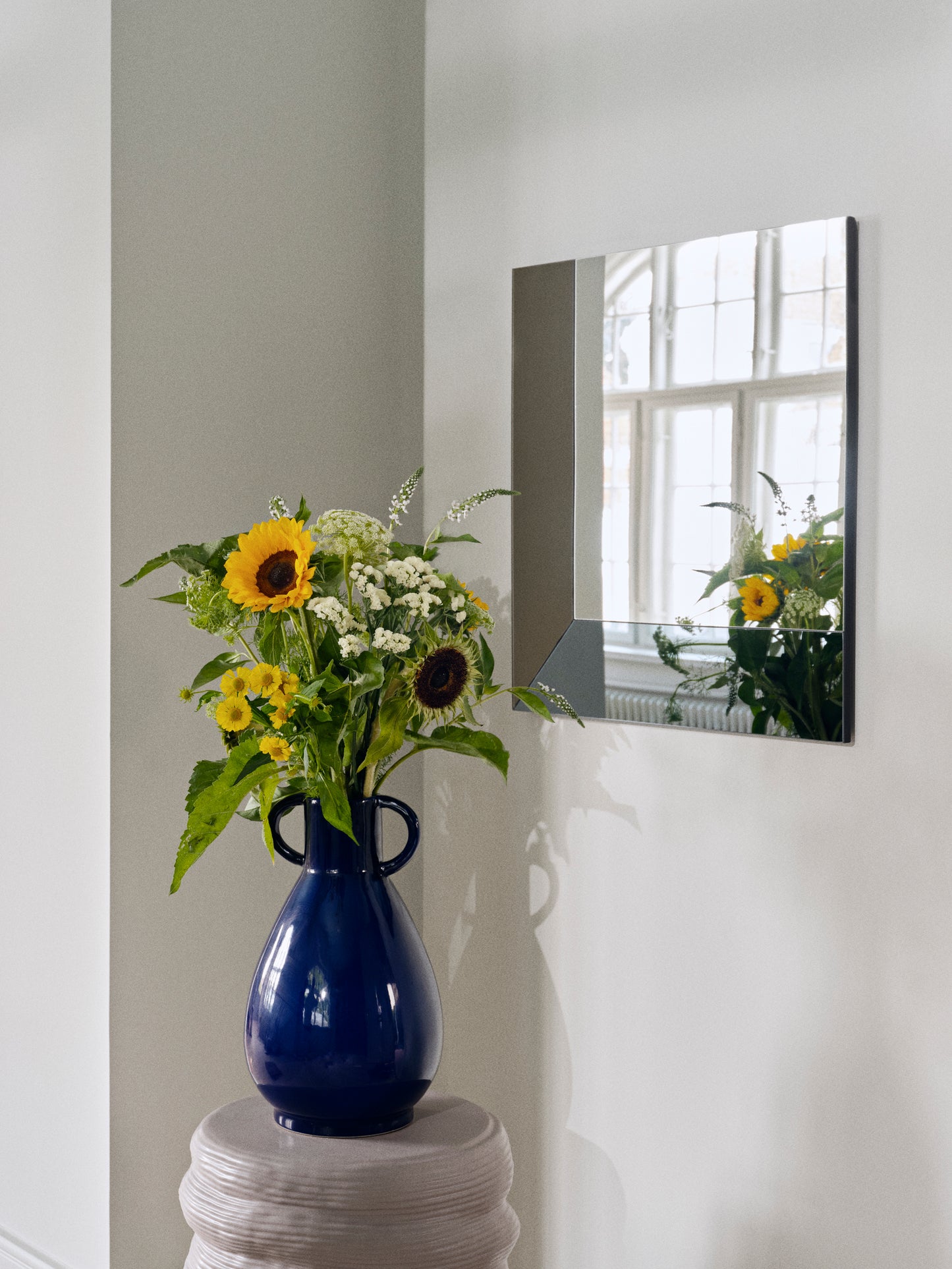 TRIO Mirror
