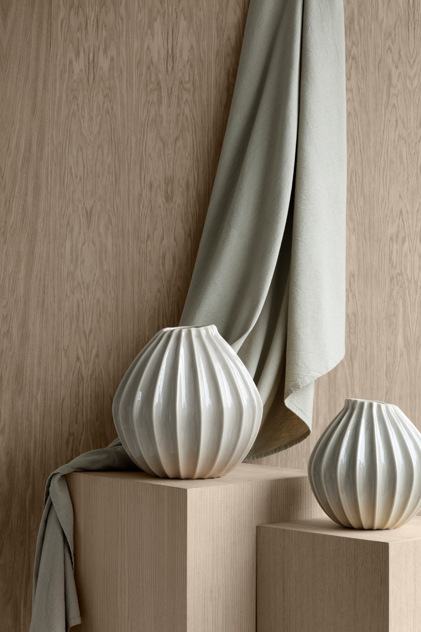 WIDE Vase Medium Rainy Day